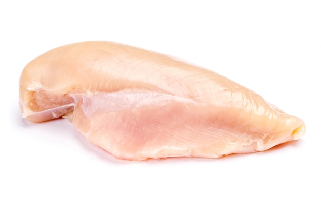 Filetes de peito de frango cru