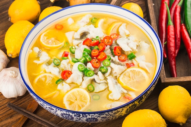 Foto filetes de perca de limón de comida china