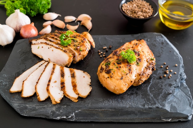 Filetes De Pollo A La Parrilla