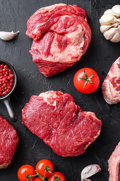 Filetes de ternera orgánica cruda Picanha con condimento, romero y ajo