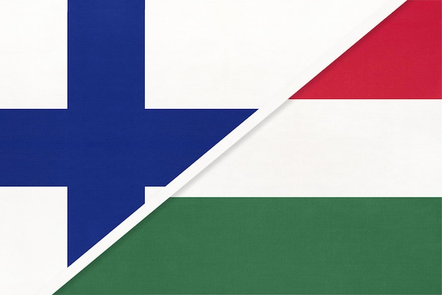 Finnland und Ungarn Symbol des Landes Finnisch gegen ungarische Nationalflaggen
