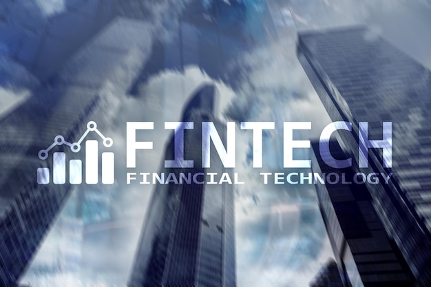 Foto fintech finanztechnologie globales geschäft und informationen internet-kommunikationstechnologie wolkenkratzerhintergrund hitech-geschäftskonzept