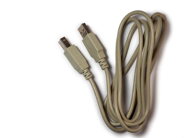 Fio USB Acessórios para tecnologia Cabo de carregamento Uma bobina de fio