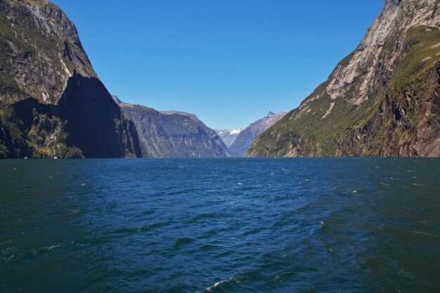 Fiorde de milford sound, nova zelândia