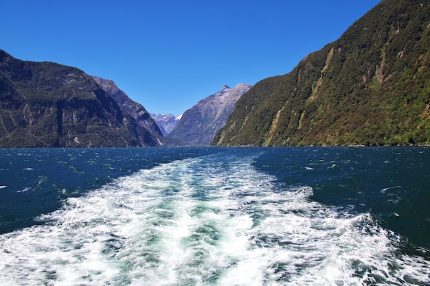 Fiorde de milford sound, nova zelândia