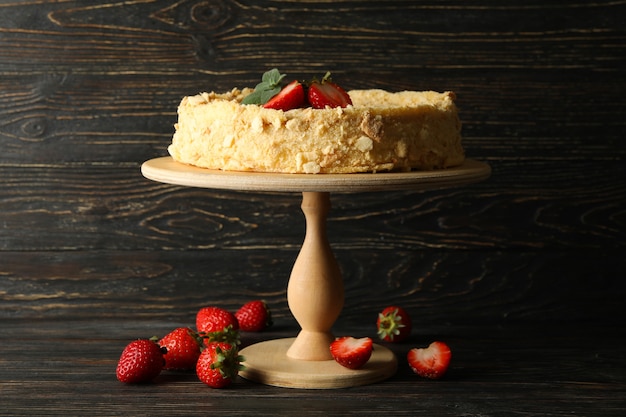 Fique com bolo de Napoleão com morango