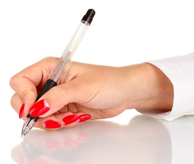 Firma a mano con bolígrafo aislado en blanco