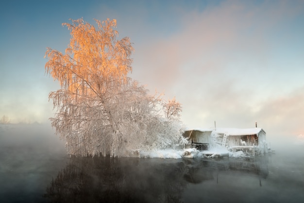 Fischerhütte im Winter