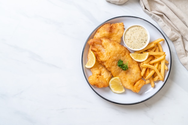 Fish and Chips mit Pommes Frites