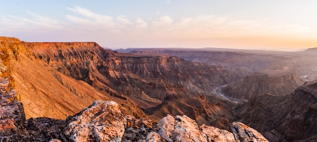 Fish River Canyon, malerisches Reiseziel im Süden Namibias.