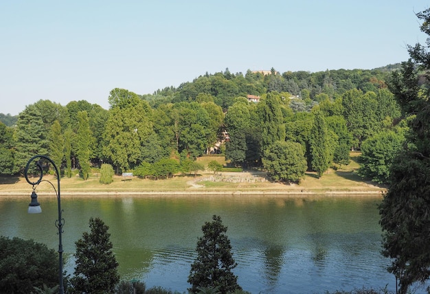 Fiume Po significado Río Po en Turín Italia