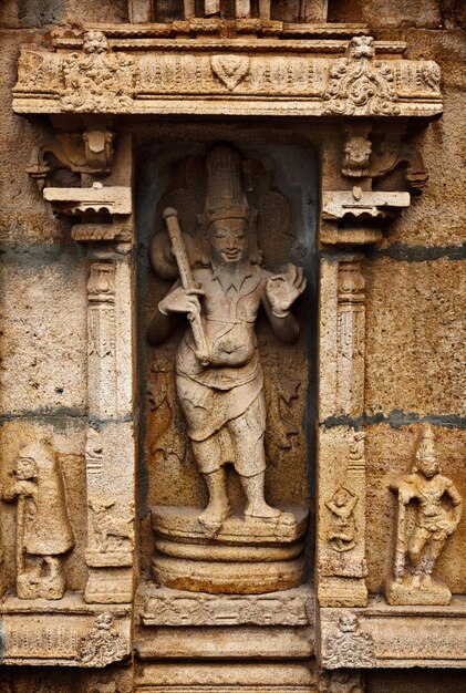 Flachrelief im hinduistischen Tempel