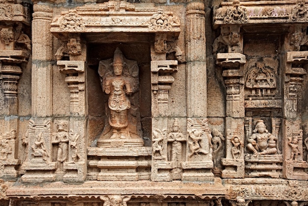 Flachreliefs im hinduistischen Tempel Sri Ranganathaswamy Temple Tiruch