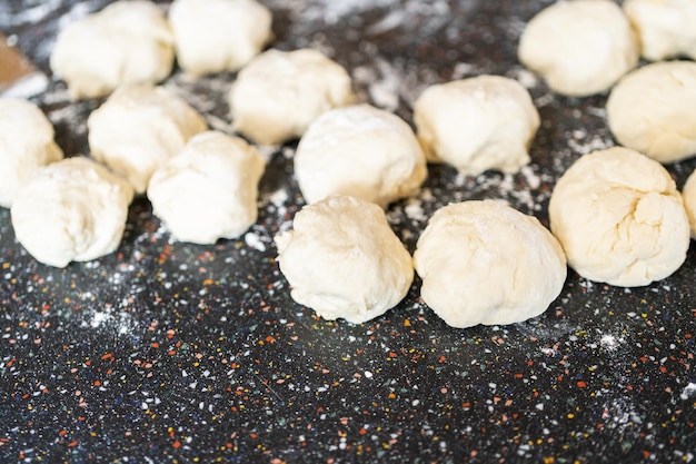 Fladenbrot backen