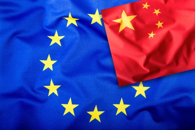 Flaggen von China und der Europäischen Union China-Flagge und EU-Flagge Flagge in den Sternen