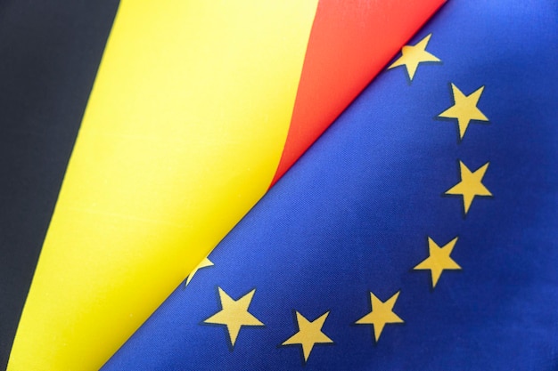 Flags Europäische Union und Belgien Konzept der internationalen Beziehungen zwischen den Ländern Der Zustand der Regierungen Freundschaft der Völker