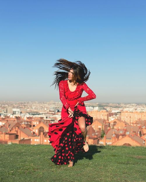 Flamenco-Ballerina tanzen