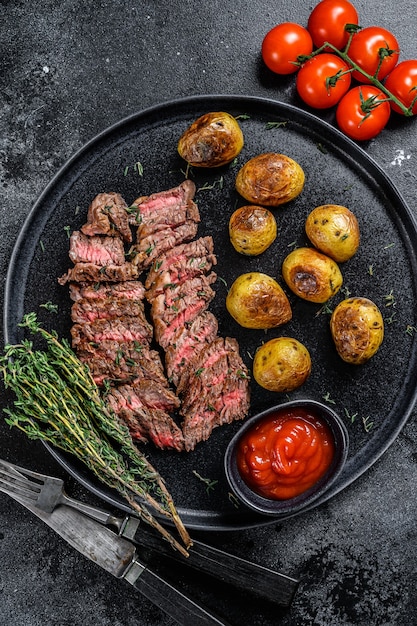 Flank gegrilltes Fleisch Rindfleisch Steak mit Bratkartoffel