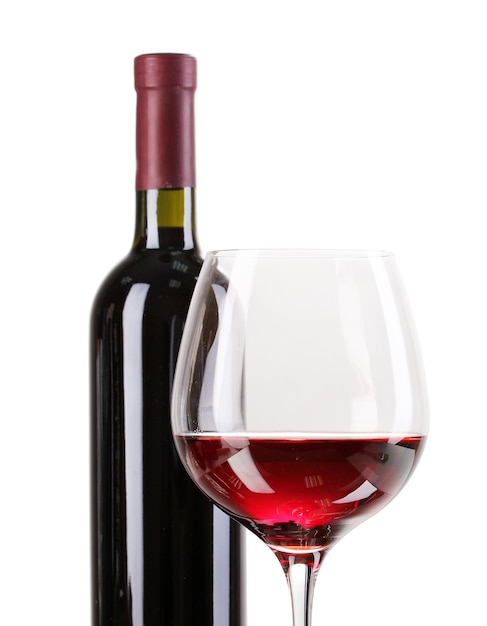 Flasche guten Wein und Weinglas isoliert auf weiss
