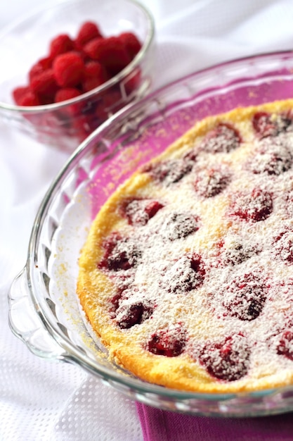 Flaugnarde mit Himbeeren