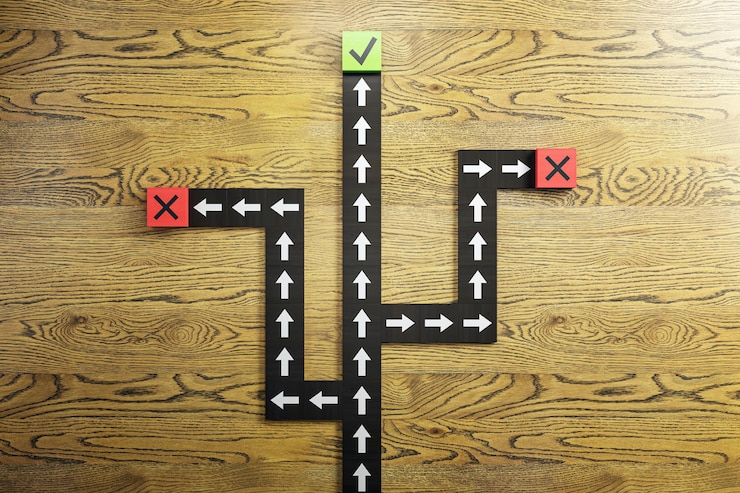 Foto flechas en un piso de madera que representan un concepto de toma de decisiones con un camino correcto y caminos equivocados contra un concepto de elección de fondo de textura de madera rendering 3d
