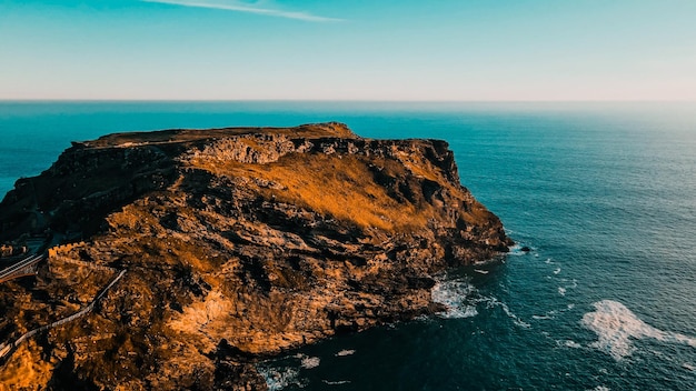 Fliegende Landschaft des Atlantiks Luftbild