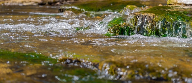 Fließendes Wasser