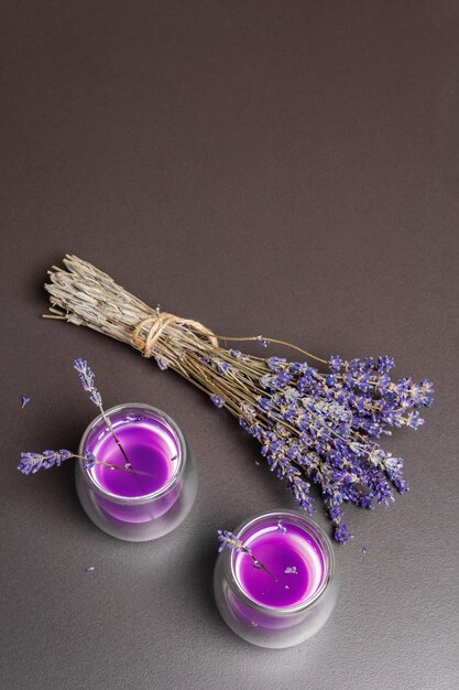 Flor de lavanda, limonada tônica de verão sem álcool