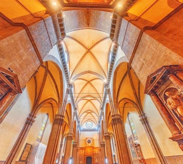 FLORENÇA ITÁLIA 14 DE MAIO DE 2017 Interior interior de Santa Maria del FioreCattedrale di Santa Maria del Fiore Itália