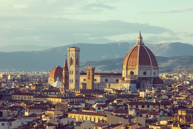 Florenz Duomo Wahrzeichen Kathedrale Gebäude Stadt in Italien.