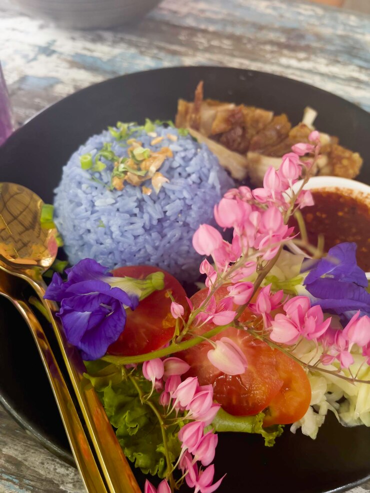 Flores bonitas em foto de estoque de alimentos de conceito saudável