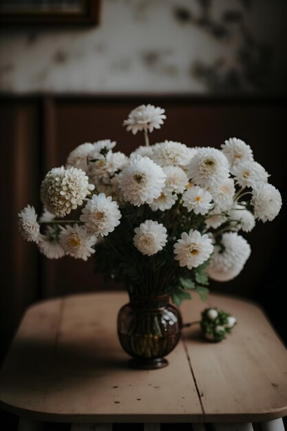 flores brancas em um vaso