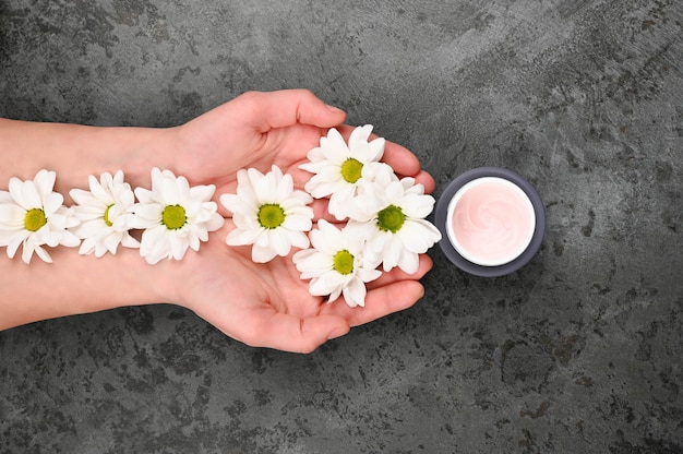 Flores e creme