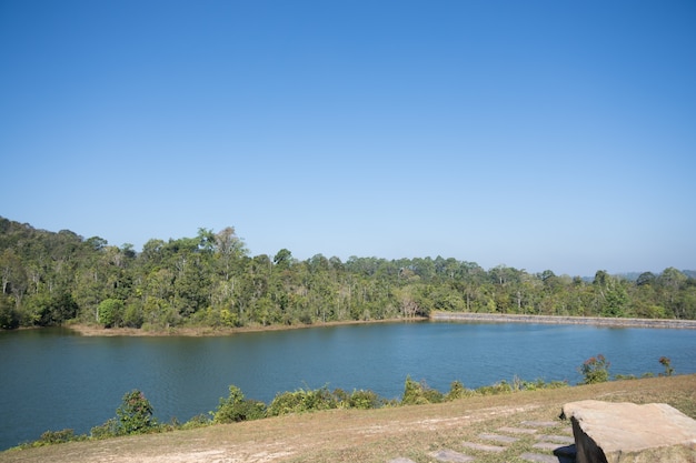 Floresta no Parque Nacional Khao Yai.