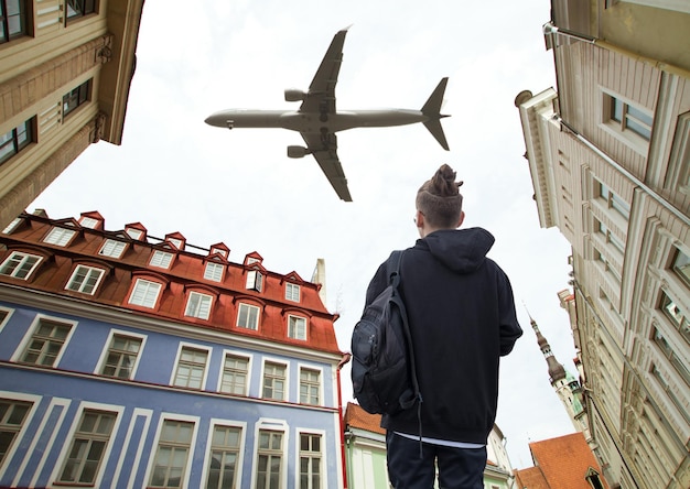 Flugzeuge über Tallinn