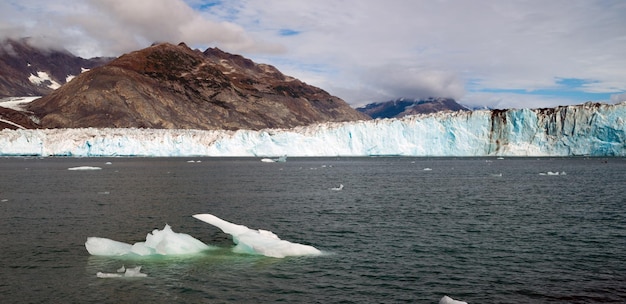 Flujo glacial Fiordos Kenai Campo de hielo Harding de Alaska Glaciar Aialik