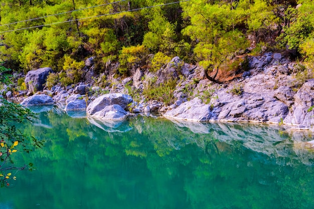 Fluss in einer Goynuk-Schlucht. Provinz Antalya, Türkei