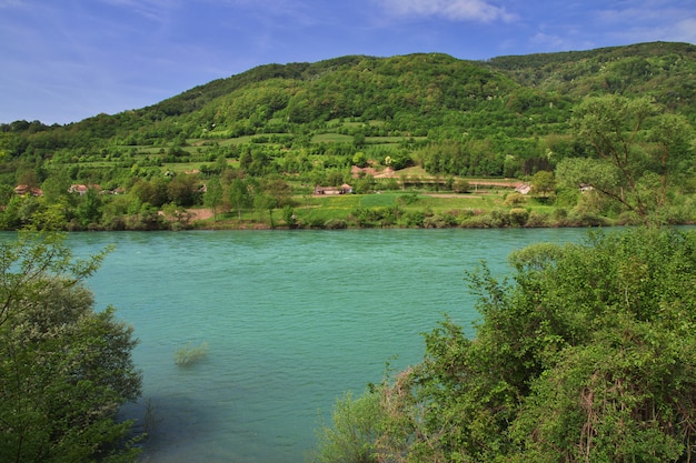 Fluss in Serbien, Balkanberge