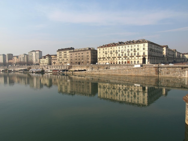 Fluss Po Turin