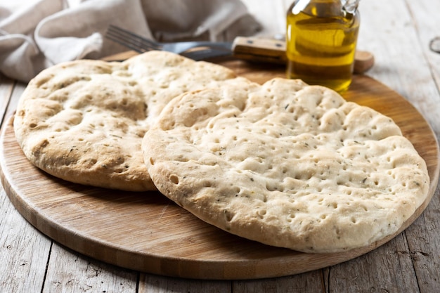 Focaccia italiana con romero