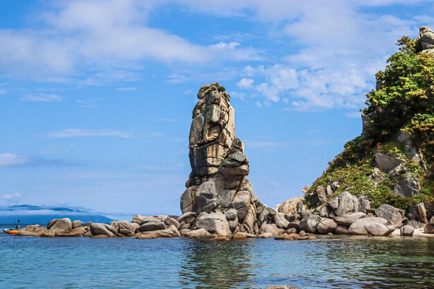 Foto foco seletivo turismo e viagens marítimas descanso no mar primorsky krai