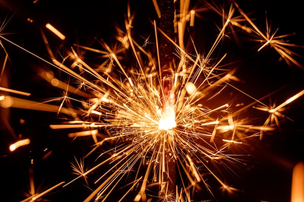Fogos de artifício à noite