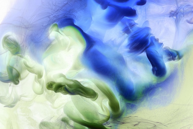 Fondo abstracto de arte fluido líquido Pintura acrílica verde azul bajo el agua océano de humo galáctico