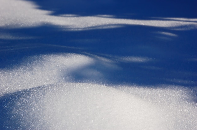 Fondo abstracto de invierno para el diseño de nieve blanca