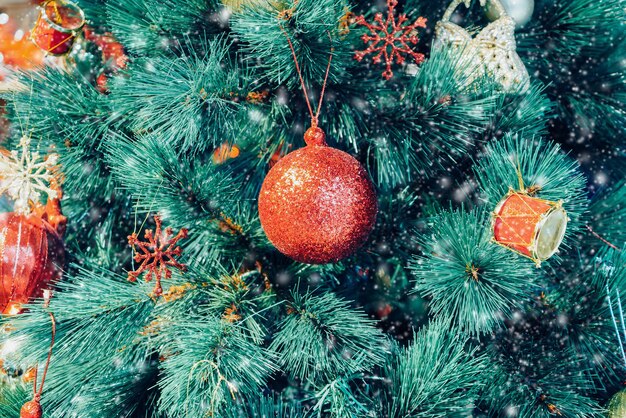 Fondo de árbol de Navidad decorado