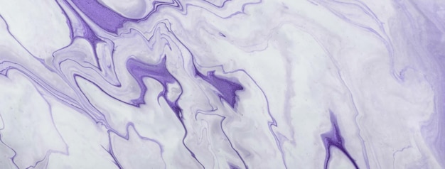 Fondo de arte fluido abstracto colores violeta y blanco Mármol líquido Pintura acrílica sobre lienzo con degradado púrpura