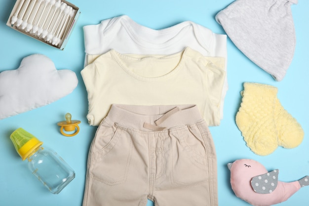 Fondo de bebe ropa y complementos para bebe