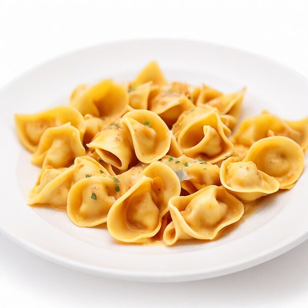 Fondo blanco de tortellón italiano