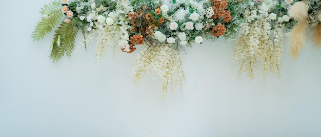 Fondo de boda, decoración de flores de boda, pared rosa, fondo colorido, rosa fresca, ramo de flores