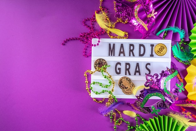 Foto fondo colorido de mardi gras